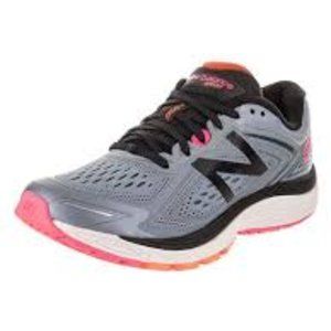New Balance Women's 860v8 Running Shoes